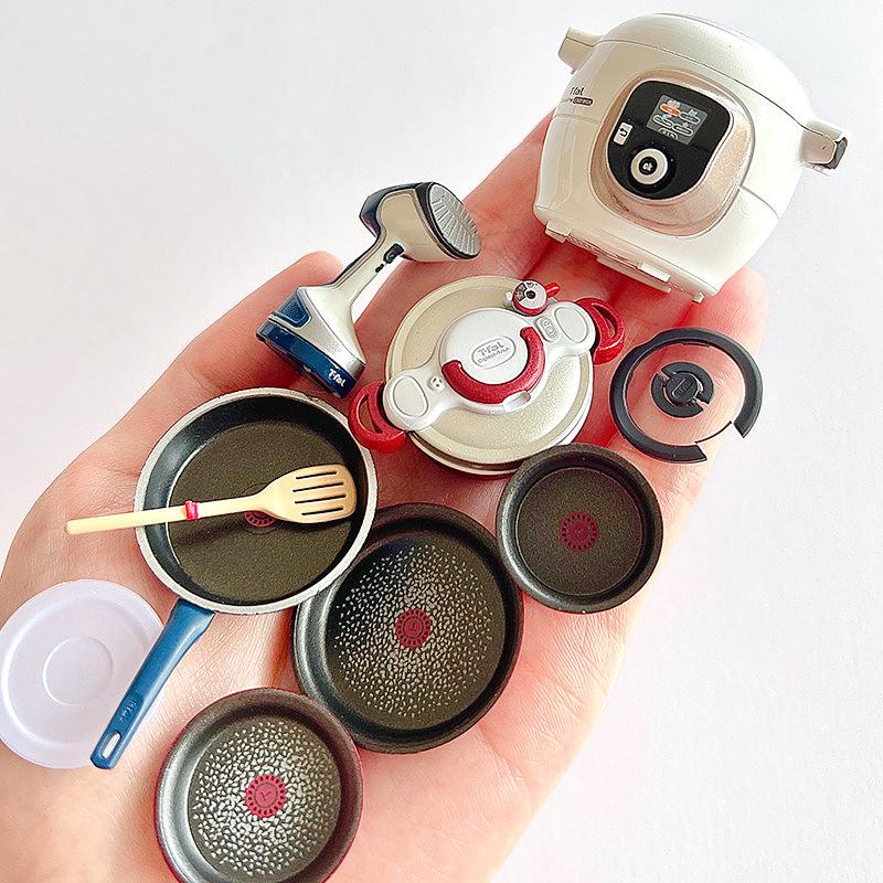 Kitchen Appliances In Japanese - KENELEPHANT Authentieke Japanse T-fal Miniatuur Keukenapparaat